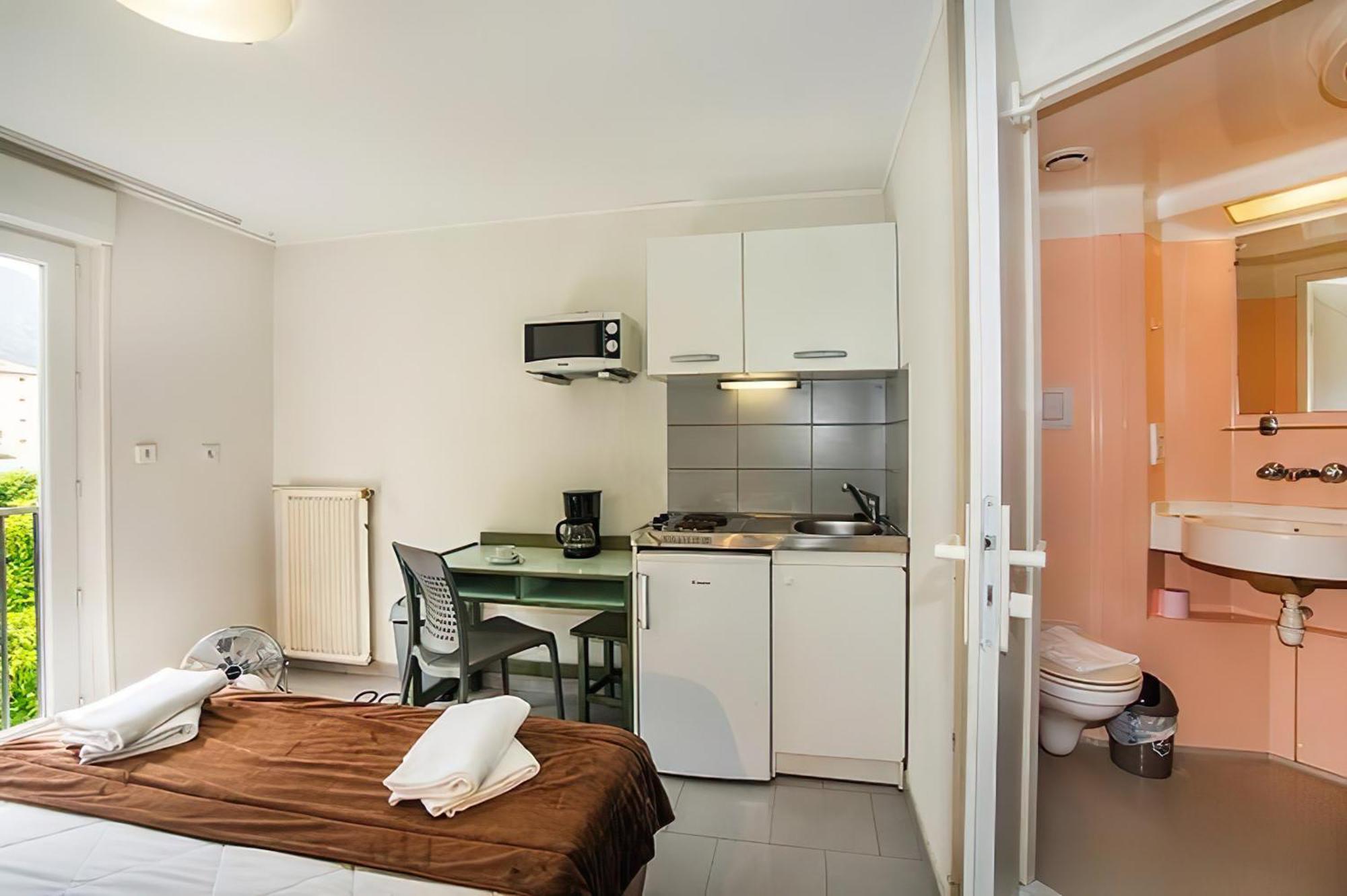 Hr 2* Corte (Corsica)