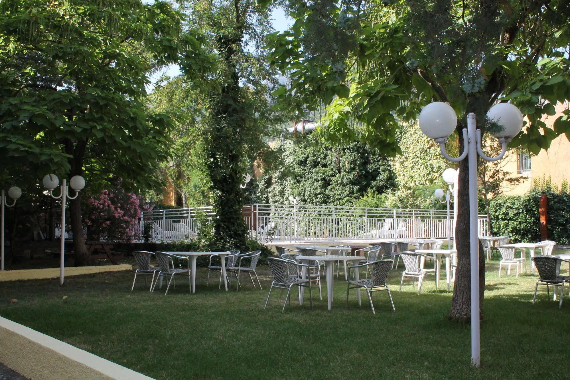 Aparthotel Hr
